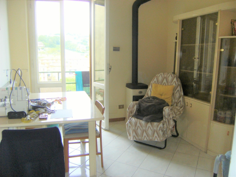 appartamento con balcone
