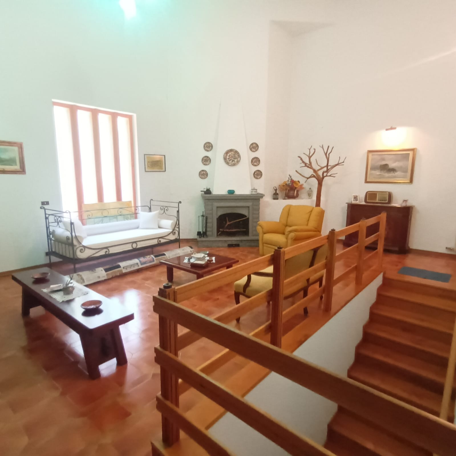villa autonoma con parco