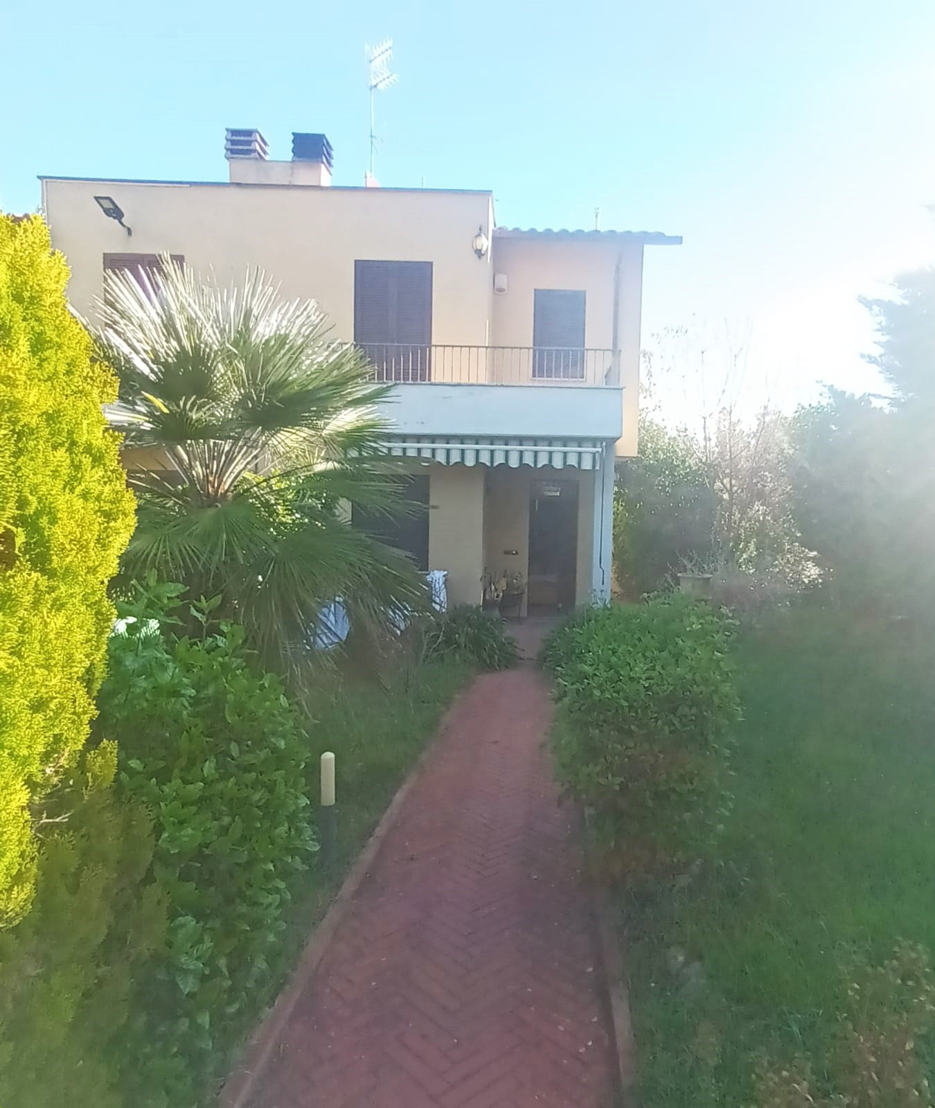 villetta in bifamiliare