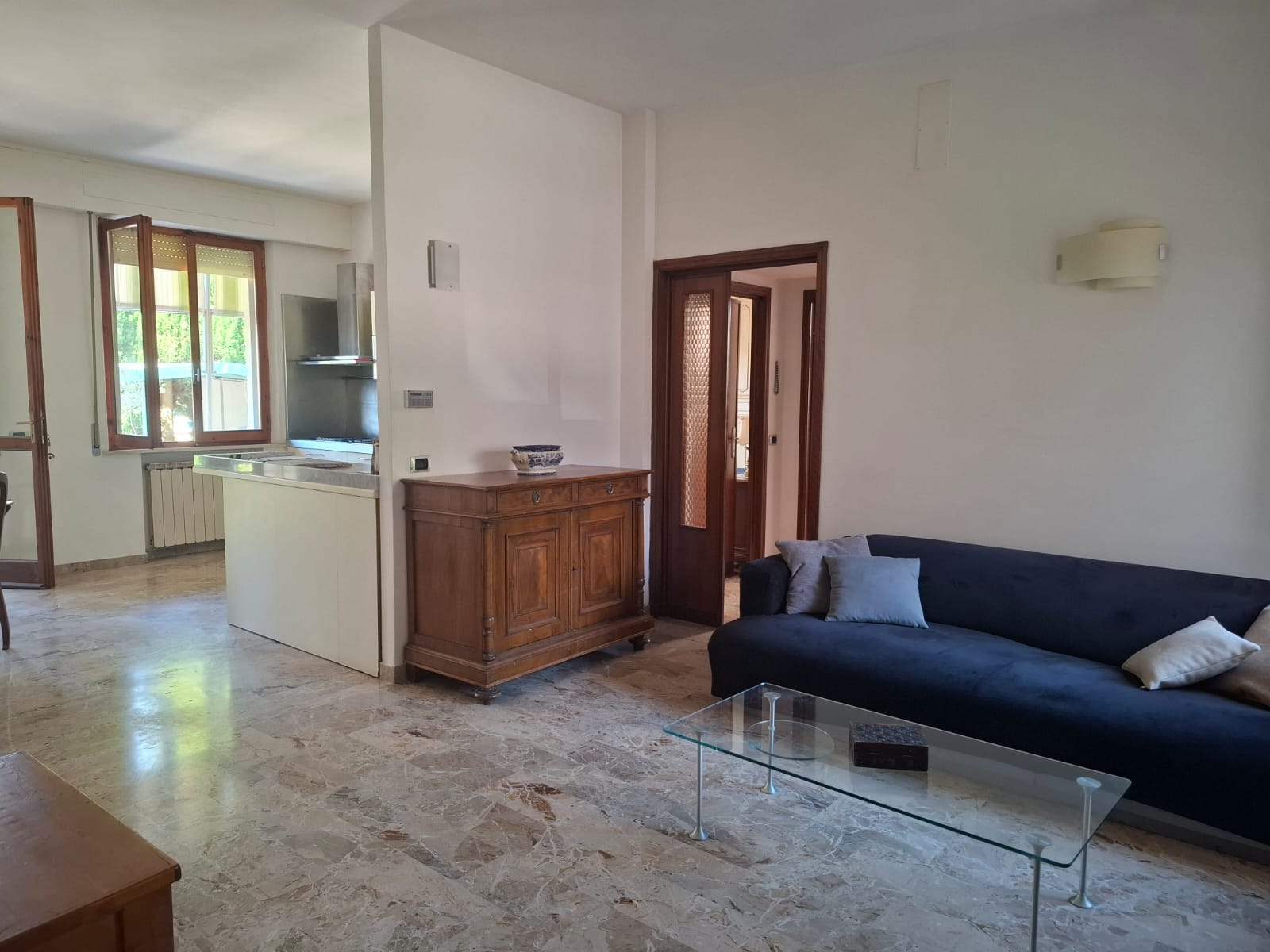 appartamento con grande terrazzo