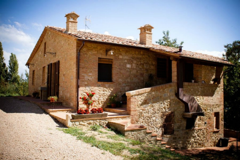 ristrutturato con piscina